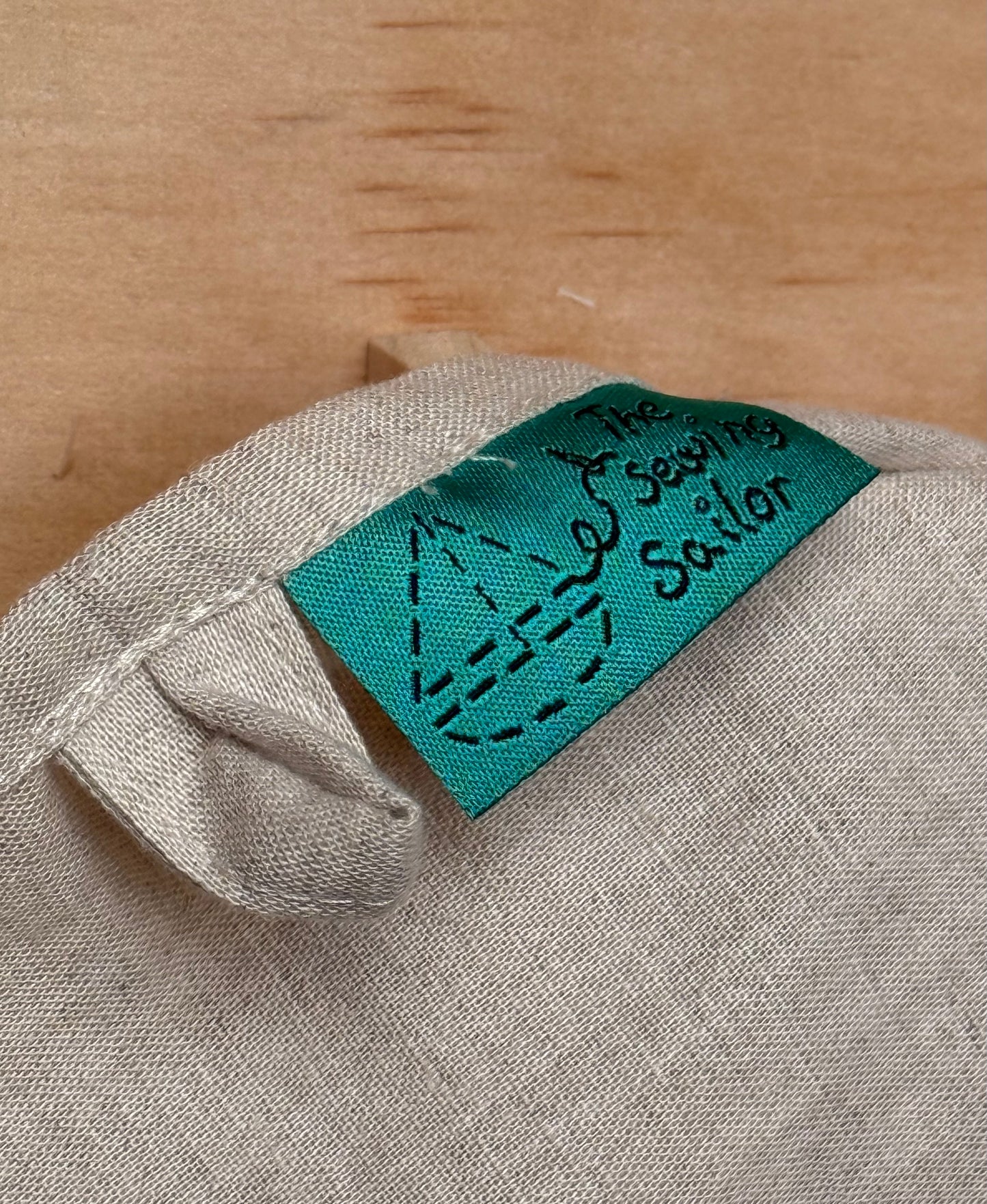 BEES and KANUKA LINEN TEA TOWEL